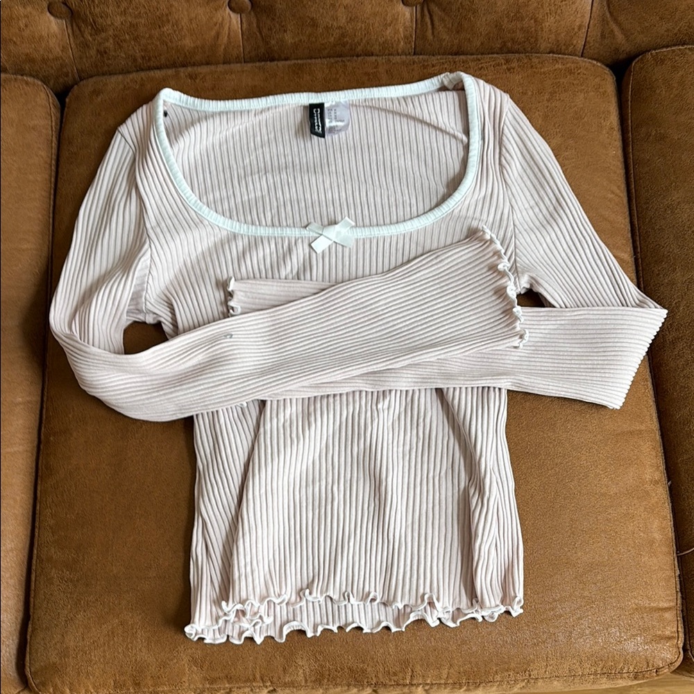 Elegant Cream Ribbed Top